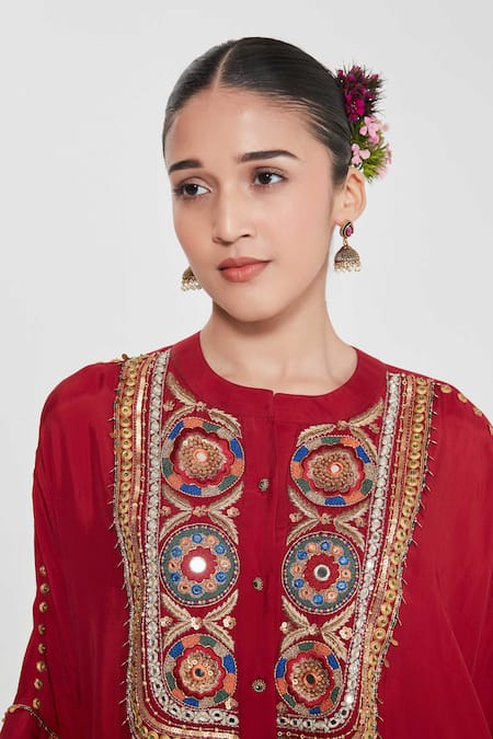 Siddhartha Bansal_Red Silk, Cotton Cut Work Round Neck Cherry Embroidered Kurta Set _at_Aza_Fashions