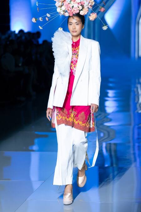 Buy_MR. Ajay Kumar_White Cotton Ruffles Collared Jacket 