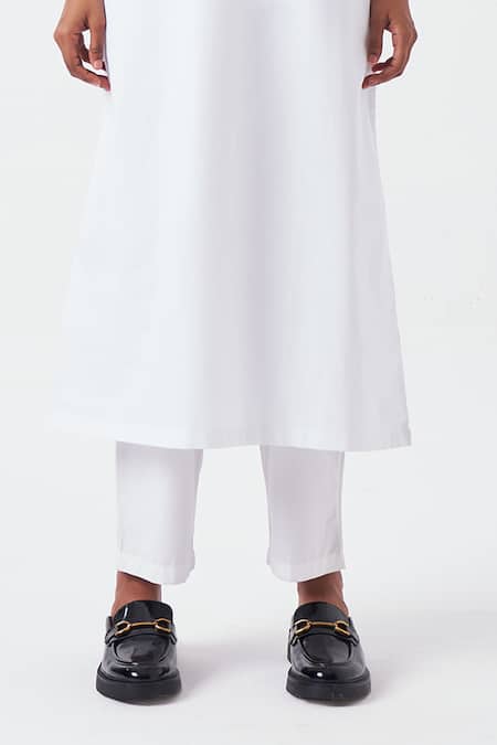 Shop Three White Poplin Solid Pant at Aza Fashions Shop_Three_White Poplin Solid Pant _at_Aza_Fashions