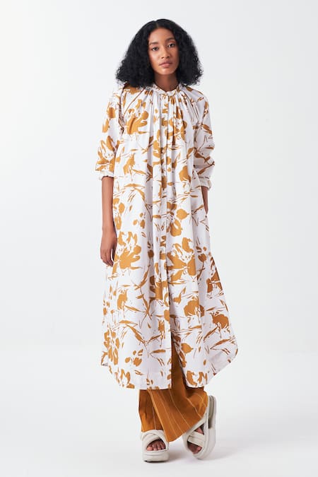 Buy Three Yellow Cotton Mustard Stitchline Embroidered Palazzo Online at Aza Fashions Buy_Three_Yellow Cotton Mustard Stitchline Embroidered Palazzo _Online_at_Aza_Fashions