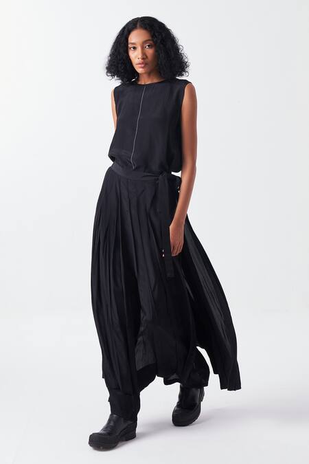 Three Black Silk, Crepe Box Pleated Skirt Pant Online at Aza Fashions Three_Black Silk, Crepe Box Pleated Skirt Pant _Online_at_Aza_Fashions