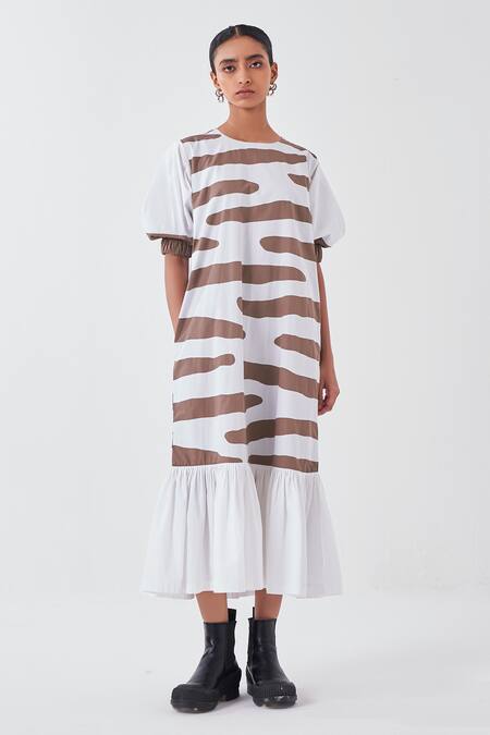 Three White Poplin Applique Round Neck Smear Midi Dress Online at Aza Fashions Three_White Poplin Applique Round Neck Smear Midi Dress _Online_at_Aza_Fashions