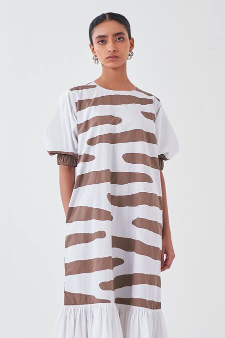 Shop Three White Poplin Applique Round Neck Smear Midi Dress Online at Aza Fashions Shop_Three_White Poplin Applique Round Neck Smear Midi Dress _Online_at_Aza_Fashions