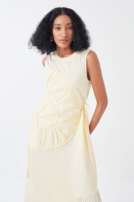 Three_Yellow Poplin Round Neck Frilly Bloom Applique Midi Dress _Online_at_Aza_Fashions