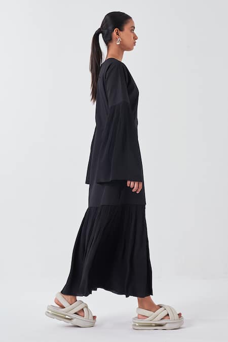 Three Black Crepe, Poplin Round Neck Frilly Bell Sleeves Midi Dress Online at Aza Fashions Three_Black Crepe, Poplin Round Neck Frilly Bell Sleeves Midi Dress _Online_at_Aza_Fashions