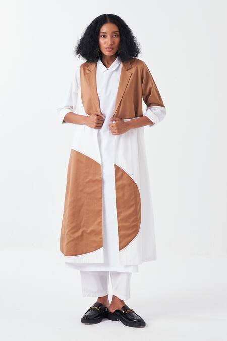 Three_White Chanderi, Poplin Collared Moon Applique Long Jacket _Online_at_Aza_Fashions