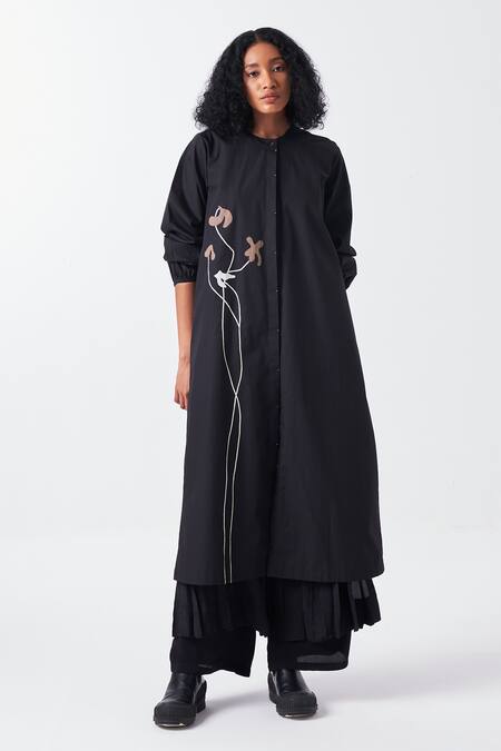 Three Black Poplin Round Neck Poppy Bloom Applique Long Jacket Online at Aza Fashions Three_Black Poplin Round Neck Poppy Bloom Applique Long Jacket _Online_at_Aza_Fashions