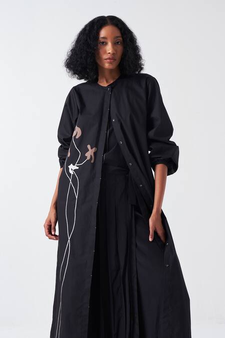 Shop Three Black Poplin Round Neck Poppy Bloom Applique Long Jacket Online at Aza Fashions Shop_Three_Black Poplin Round Neck Poppy Bloom Applique Long Jacket _Online_at_Aza_Fashions