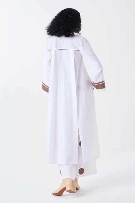 Buy_Three_White Poplin Applique Collared Slit Panel Kurta _Online_at_Aza_Fashions