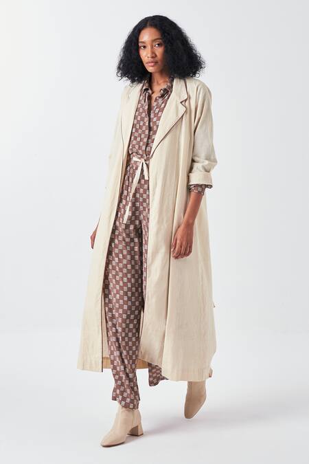 Three Brown Crepe, Cotton Embroidery Collared Floral Applique Long Jacket And Pant Set at Aza Fashions Three_Brown Crepe, Cotton Embroidery Collared Floral Applique Long Jacket And Pant Set _at_Aza_Fashions