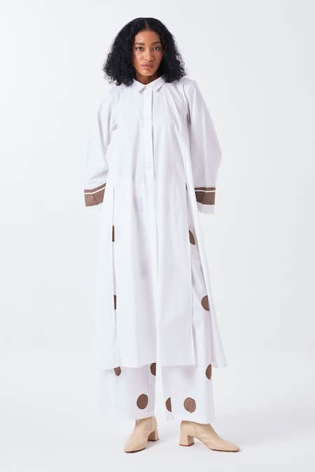 Shop_Three_White Poplin Applique Collared Slit Panel Kurta And Polka Pant _Online_at_Aza_Fashions