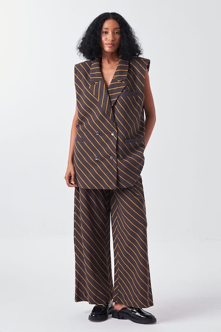 Buy Three Brown Cotton Collared Striped Jacket And Pant Set Online at Aza Fashions Buy_Three_Brown Cotton Collared Striped Jacket And Pant Set_Online_at_Aza_Fashions