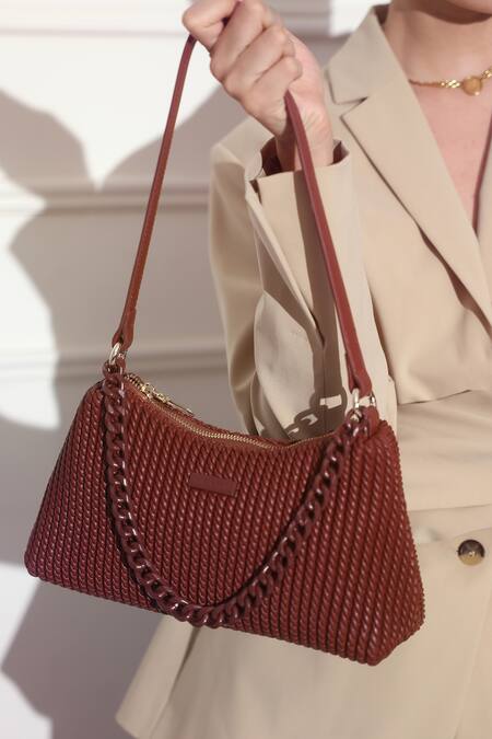 Buy_Mir Kash_Red Braided Twist Textured Handbag _Online_at_Aza_Fashions