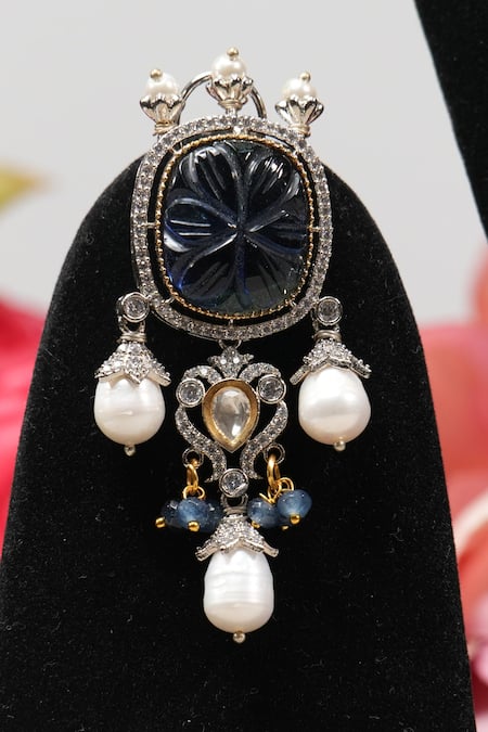 Shop_Amaara Jewels_Blue Pearls, Zari Carved Saphire Stone Embellished Choker Set _Online_at_Aza_Fashions