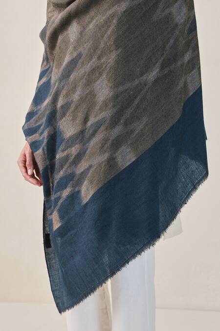 Buy SHAZA Blue Handloom Ikkat Design Shawl Online at Aza Fashions Buy_SHAZA_Blue Handloom Ikkat Design Shawl_Online_at_Aza_Fashions