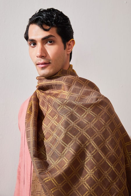 SHAZA_Gold Zari Handloom Checkered Stole _Online_at_Aza_Fashions