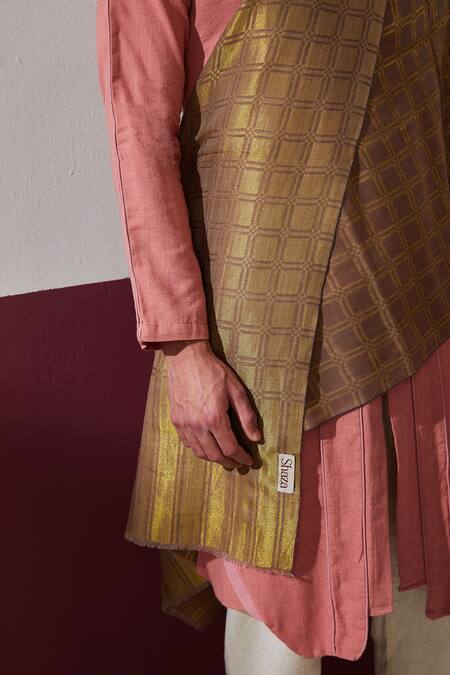 SHAZA Brown Handloom Zari Checkered Stole Online at Aza Fashions SHAZA_Brown Handloom Zari Checkered Stole_Online_at_Aza_Fashions