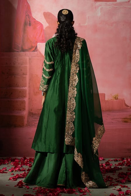 Pink City By Sarika_Green Organza, Silk Embroidery, Sequins V-neck Angarkha Sharara Set _Online_at_Aza_Fashions