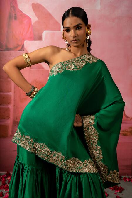 Shop Pink City By Sarika Green Silk Sequins Embroidered Cape And Sharara Set Shop_Pink City By Sarika_Green Silk Sequins Embroidered Cape And Sharara Set