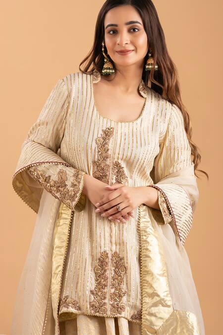 Buy_Rirasa_Ivory Georgette, Organza Embroidery, Gota Patti Scoop Kurta And Woven Skirt Set 