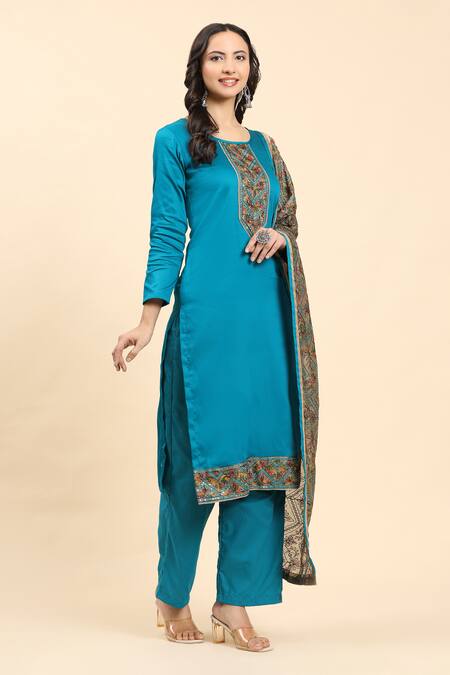 Buy Mamicha Green Cotton Sequins, Embroidery Round Neck Kurta Palazzo Set Buy_Mamicha_Green Cotton Sequins, Embroidery Round Neck Kurta Palazzo Set