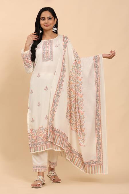 Mamicha Off White Cotton Embroidery Round Neck Paisley Floral Kurta Palazzo Set at Aza Fashions Mamicha_Off White Cotton Embroidery Round Neck Paisley Floral Kurta Palazzo Set_at_Aza_Fashions