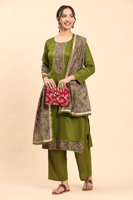 Mamicha Green Cotton Sequins, Embroidery Round Neck Geometric Kurta Set at Aza Fashions Mamicha_Green Cotton Sequins, Embroidery Round Neck Geometric Kurta Set_at_Aza_Fashions