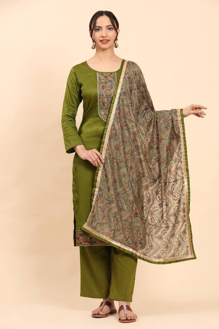 Buy Mamicha Green Cotton Sequins, Embroidery Round Neck Geometric Kurta Set Buy_Mamicha_Green Cotton Sequins, Embroidery Round Neck Geometric Kurta Set