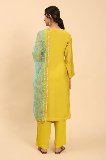 Shop_Mamicha_Yellow Cotton Embroidery Scoop Neck Floral Patch Kurta Set_at_Aza_Fashions