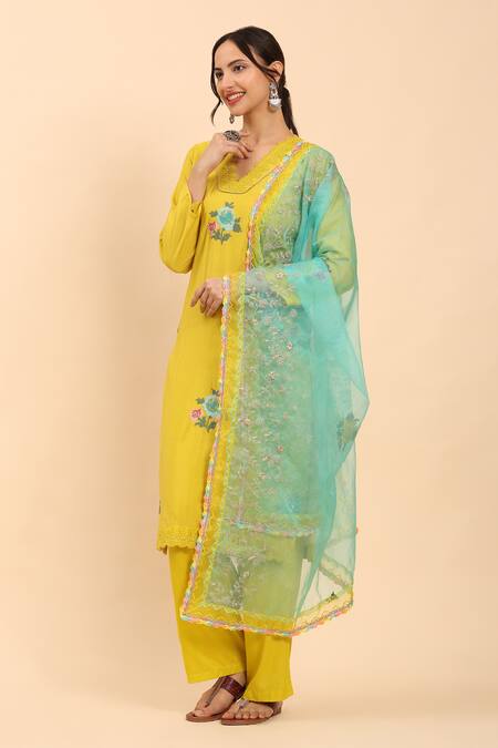 Shop_Mamicha_Yellow Cotton Embroidery Scoop Neck Floral Patch Kurta Set_Online_at_Aza_Fashions
