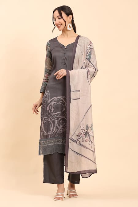 Mamicha Gray Cotton Embroidery Round Neck Grey Thread Work Kurta Set With Dupatta at Aza Fashions Mamicha_Gray Cotton Embroidery Round Neck Grey Thread Work Kurta Set With Dupatta_at_Aza_Fashions