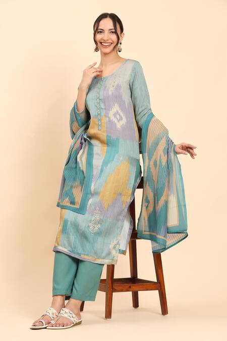 Mamicha_Blue Cotton Embroidery Round Neck Geometric Printed Kurta Palazzo Set_Online_at_Aza_Fashions