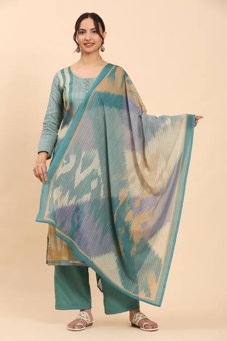 Buy_Mamicha_Blue Cotton Embroidery Round Neck Geometric Printed Kurta Palazzo Set_Online_at_Aza_Fashions