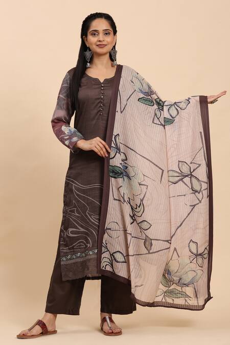 Shop Mamicha Brown Cotton Embroidery Split V-neck Floral Vine Kurta Set Shop_Mamicha_Brown Cotton Embroidery Split V-neck Floral Vine Kurta Set