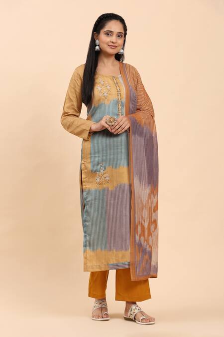 Mamicha Yellow Cotton Embroidery Round Neck Geometric Stripe Kurta Set at Aza Fashions Mamicha_Yellow Cotton Embroidery Round Neck Geometric Stripe Kurta Set_at_Aza_Fashions