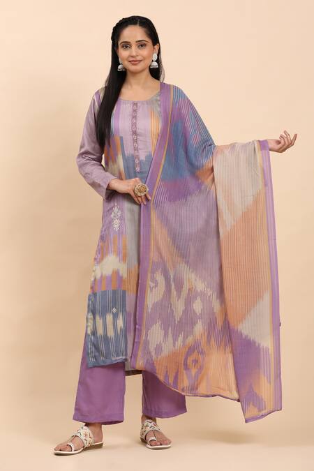Shop_Mamicha_Purple Cotton Embroidery Round Neck Geometric Thread Kurta Set 