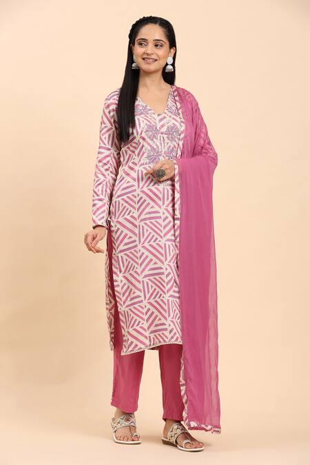 Buy Mamicha White Cotton, Chiffon Embroidery V-neck And Purple Kurta Set Online at Aza Fashions Buy_Mamicha_White Cotton, Chiffon Embroidery V-neck And Purple Kurta Set_Online_at_Aza_Fashions