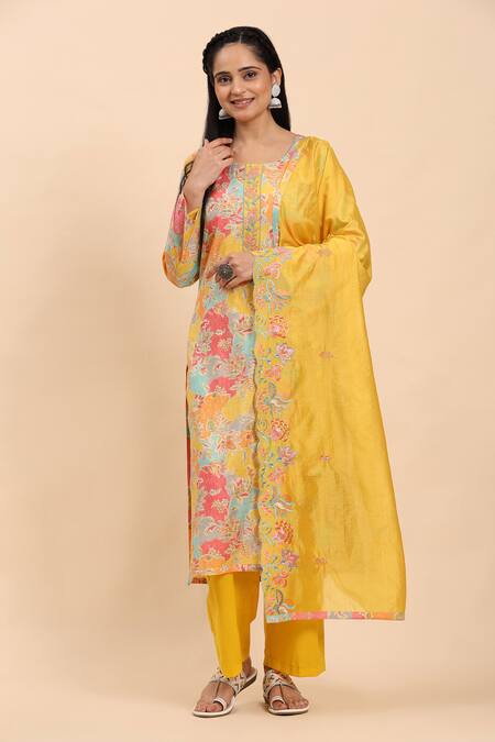 Mamicha_Multi Color Cotton Embroidery Round Neck Floral Bloom Print Kurta Palazzo Set_Online_at_Aza_Fashions