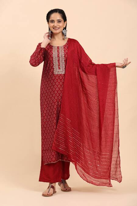 Buy Mamicha Maroon Cotton Zari Round Neck Abstract Print Kurta Set Buy_Mamicha_Maroon Cotton Zari Round Neck Abstract Print Kurta Set