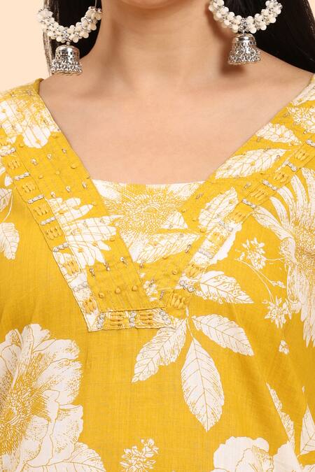 Shop Mamicha Yellow Cotton V-neck Floral Print Kurta Set Online at Aza Fashions Shop_Mamicha_Yellow Cotton V-neck Floral Print Kurta Set_Online_at_Aza_Fashions