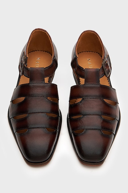 Shop Nauvab Brown Plain Sultan Multi-strap Sandals at Aza Fashions Shop_Nauvab_Brown Plain Sultan Multi-strap Sandals _at_Aza_Fashions