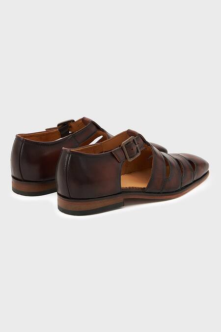 Buy Nauvab Brown Plain Sultan Multi-strap Sandals Online at Aza Fashions Buy_Nauvab_Brown Plain Sultan Multi-strap Sandals _Online_at_Aza_Fashions