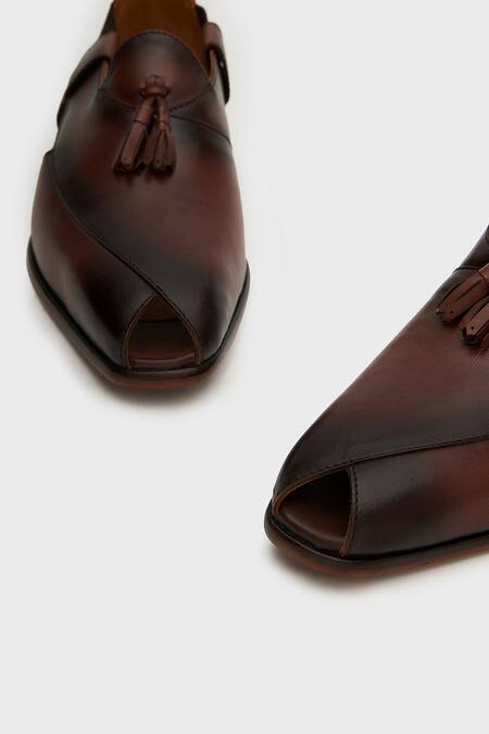 Shop_Nauvab_Brown Plain Open-toe Cut-out Sandals _Online_at_Aza_Fashions