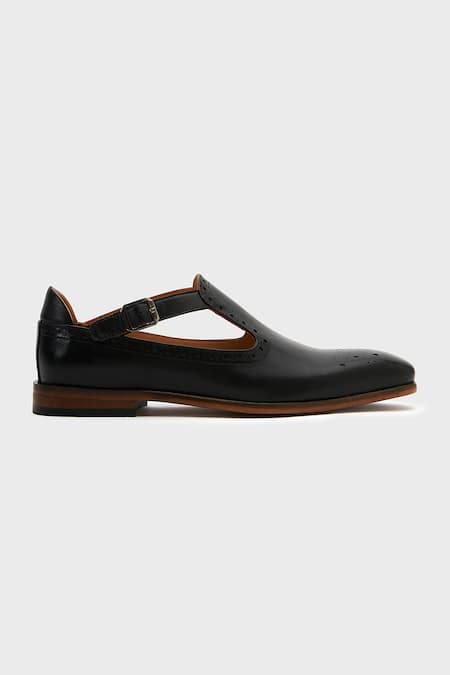 Nauvab_Black Plain Bagh Brogue Shoes _Online_at_Aza_Fashions