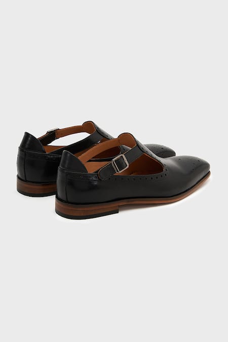 Buy_Nauvab_Black Plain Bagh Brogue Shoes _Online_at_Aza_Fashions