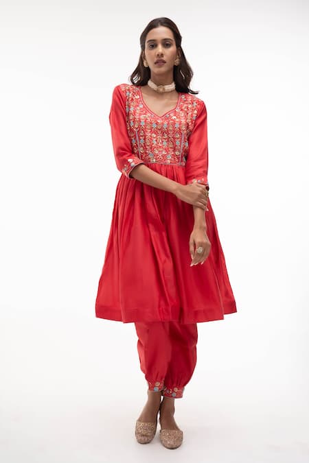 Aavya Gathered Kurta Balloon Pant Set 