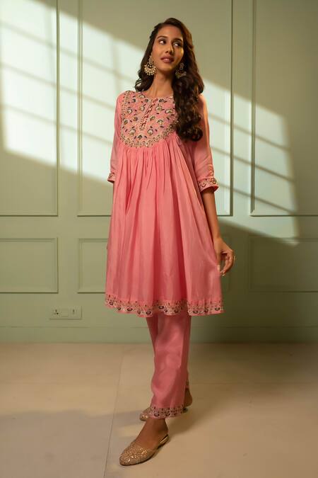 Buy_Aavya_Pink Silk Embroidery Round Neck Floret Kurta Set _Online_at_Aza_Fashions