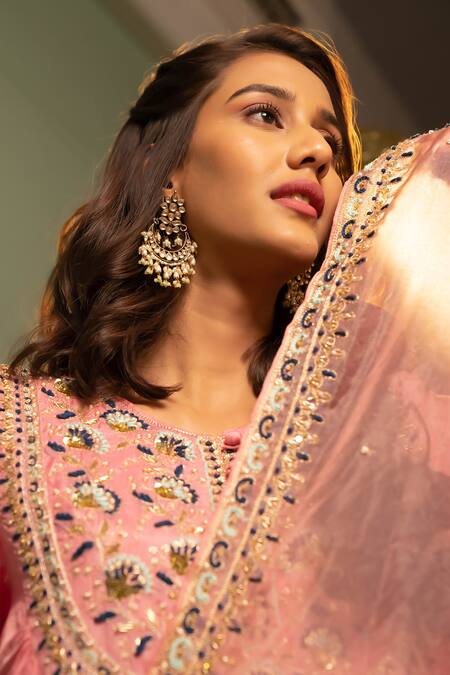 Buy_Aavya_Pink Silk Embroidery Round Neck Floret Kurta Set 