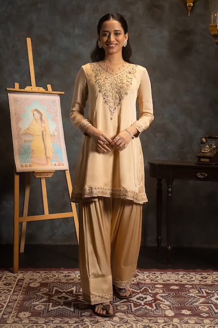 Aavya Blossom Garden Embroidered Kurta Set 