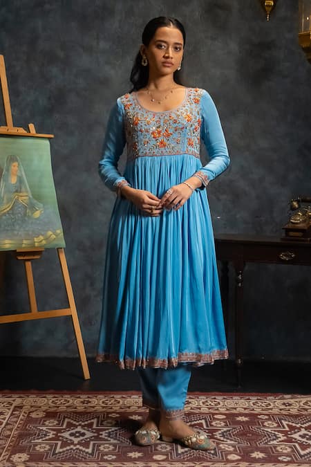 Aavya Gulshan Embroidered Anarkali Set 
